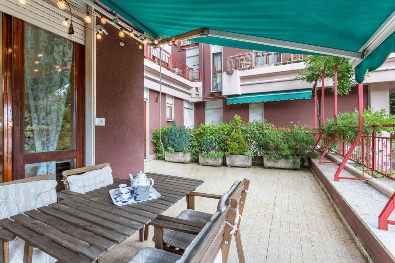 La Terrazza Lejlighed Brunate Eksteriør billede